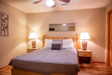 Highly desirable *05* unit condo in an excellent location! This - photo 19