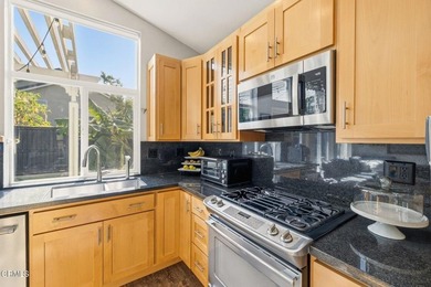 A beautiful Single-story home in the popular Heritage Place - photo 10