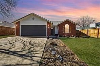 Lake Sequoyah Home For Sale in Fayetteville Arkansas