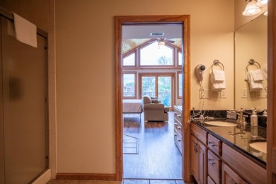 Highly desirable *05* unit condo in an excellent location! This - photo 36