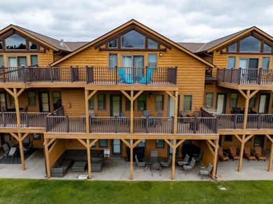 Highly desirable *05* unit condo in an excellent location! This - photo 44