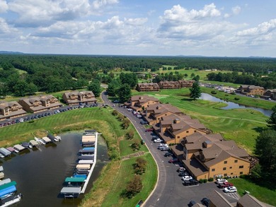 Highly desirable *05* unit condo in an excellent location! This - photo 49