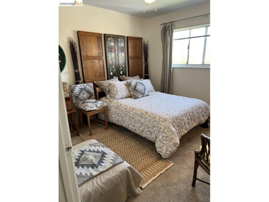 Rare opportunity for the savvy investor! Seven units total (5 - photo 5