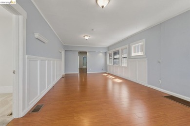 Character. Location. Opportunity. This charming centurion home - photo 5