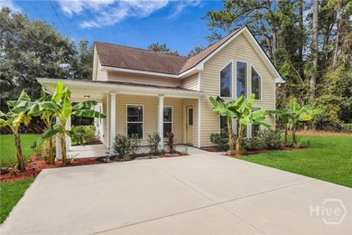 Welcome to this beautiful Thunderbolt home designed for both - photo 2