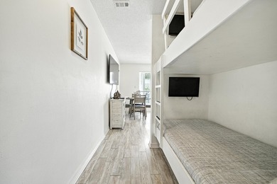 ***LOWEST PRICED CONDO IN THE BUILDING*** This perfectly located - photo 17