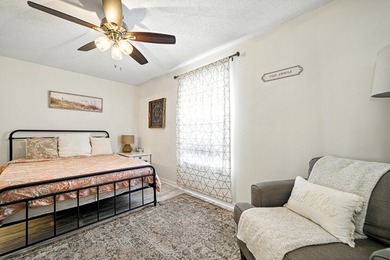 ***LOWEST PRICED CONDO IN THE BUILDING*** This perfectly located - photo 19