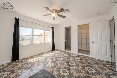 Rare in-town waterfront opportunity! This unique property offers - photo 23