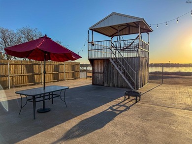 Rare in-town waterfront opportunity! This unique property offers - photo 28