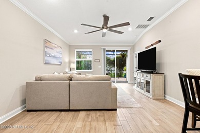 Welcome to this beautifully maintained, move-in ready home - photo 12