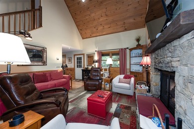 Cross Creek Cabin is one of only six houses in the neighborhood - photo 13