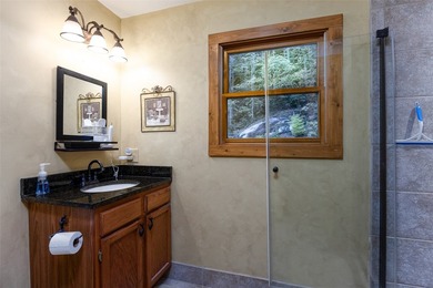 Cross Creek Cabin is one of only six houses in the neighborhood - photo 23