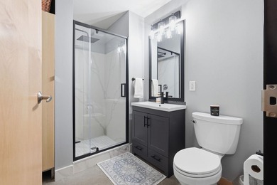 Exceptional North Loop living in a beautifully updated corner - photo 25