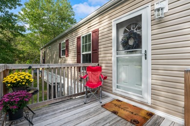 Welcome to 4 Clover Corner Lane, a thoughtfully designed - photo 4