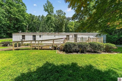 In the country where you can breath! This nice three bedroom two - photo 1