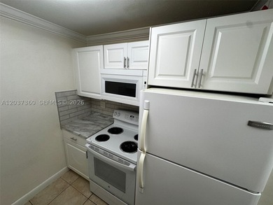Move-in Ready Gem in a Prime Miami Location. Discover this - photo 8