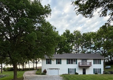 Welcome to your dream home! Nestled in a quiet neighborhood with - photo 1