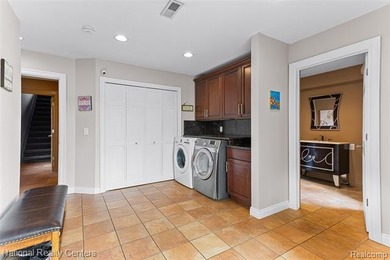ABSOLUTE PARADISE WITH LAKEFRONT LIVING ON PRIVATE ALL-SPORTS - photo 29