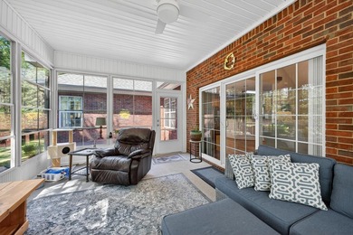 Beautifully maintained and thoughtfully designed, this - photo 36