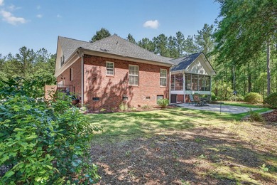 Beautifully maintained and thoughtfully designed, this - photo 41