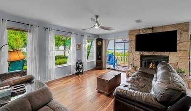 $18,000 BELOW COUNTY APPRASIAL! This beautifully maintained - photo 7