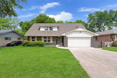 Lake Home For Sale in Dallas, Texas