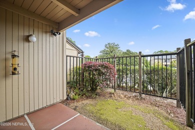 **RENOVATED**FIRST FLOOR**GREAT LOCATION** This charming - photo 5