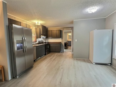 Affordable lake area 3 bd 2 ba manufactured home on nearly half - photo 6