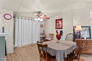 Welcome to your perfect waterfront retreat on beautiful Lake - photo 13