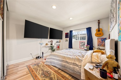 Welcome to this charming 2-bedroom, 1-bath upper-level condo - photo 16