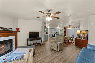 Welcome to your perfect waterfront retreat on beautiful Lake - photo 17