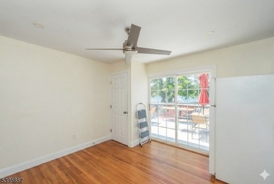 Lakefront Outdoor Entertainers Paradise! 4 Bedrooms + office, 3 - photo 20
