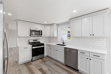 Discover the perfect blend of country living, recreation, and - photo 20