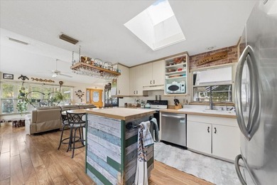 Welcome to this 3-bedroom, 2.5-bathroom pool house located in - photo 24