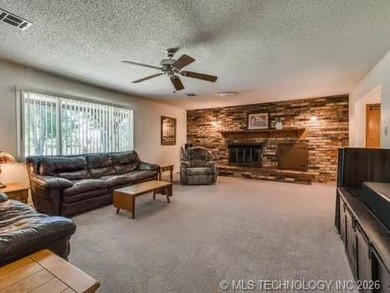 1 Mile from Belle Starr Marina! This 3-bedroom, 2-bath home - photo 8