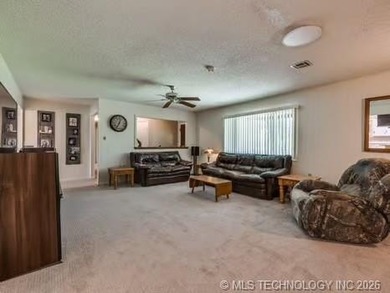 1 Mile from Belle Starr Marina! This 3-bedroom, 2-bath home - photo 9