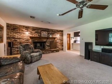 1 Mile from Belle Starr Marina! This 3-bedroom, 2-bath home - photo 10