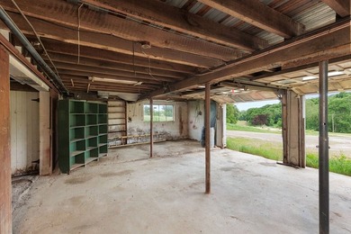 Discover the perfect blend of country living, recreation, and - photo 44