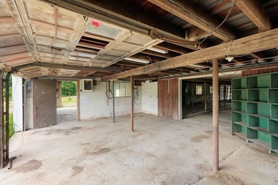 Discover the perfect blend of country living, recreation, and - photo 45