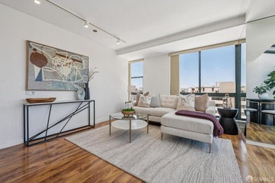 Stunning city-view residence at Daniel Burnham Court offering - photo 9