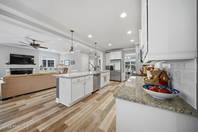 Welcome to this absolutely stunning 4-bedroom, 4.5-bath home in - photo 22