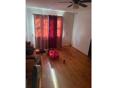 Pelham Parkway Area Two family Brick semi detached, Top floor - photo 41