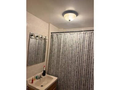 Pelham Parkway Area Two family Brick semi detached, Top floor - photo 43