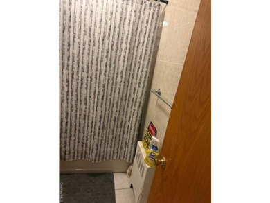 Pelham Parkway Area Two family Brick semi detached, Top floor - photo 44