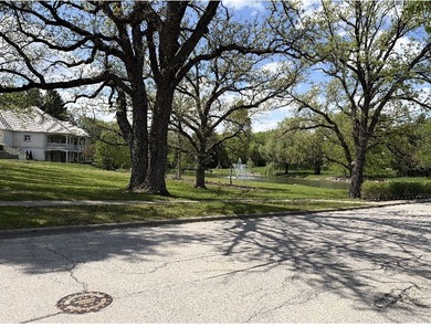 Looking to build your dream home? Look no further than the - photo 7
