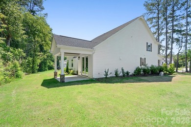 Come check out this absolutely stunning newly constructed home - photo 29