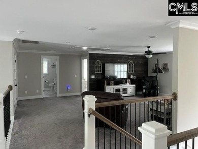 Stunning custom home with timeless charm! Welcome to this - photo 8