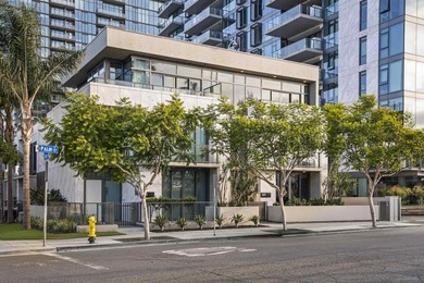 Combining the scale and privacy of a single-family home with the - photo 37