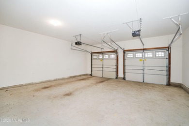 Experience upscale living at Chelsea Square, an elegant 55+