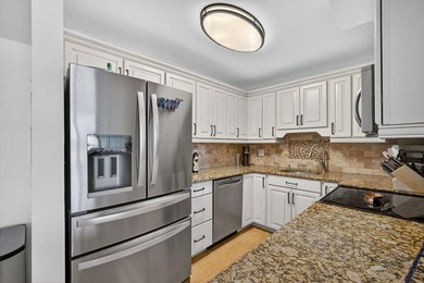 Welcome to 336 Golfview Road, Unit 905, a highly desirable - photo 14